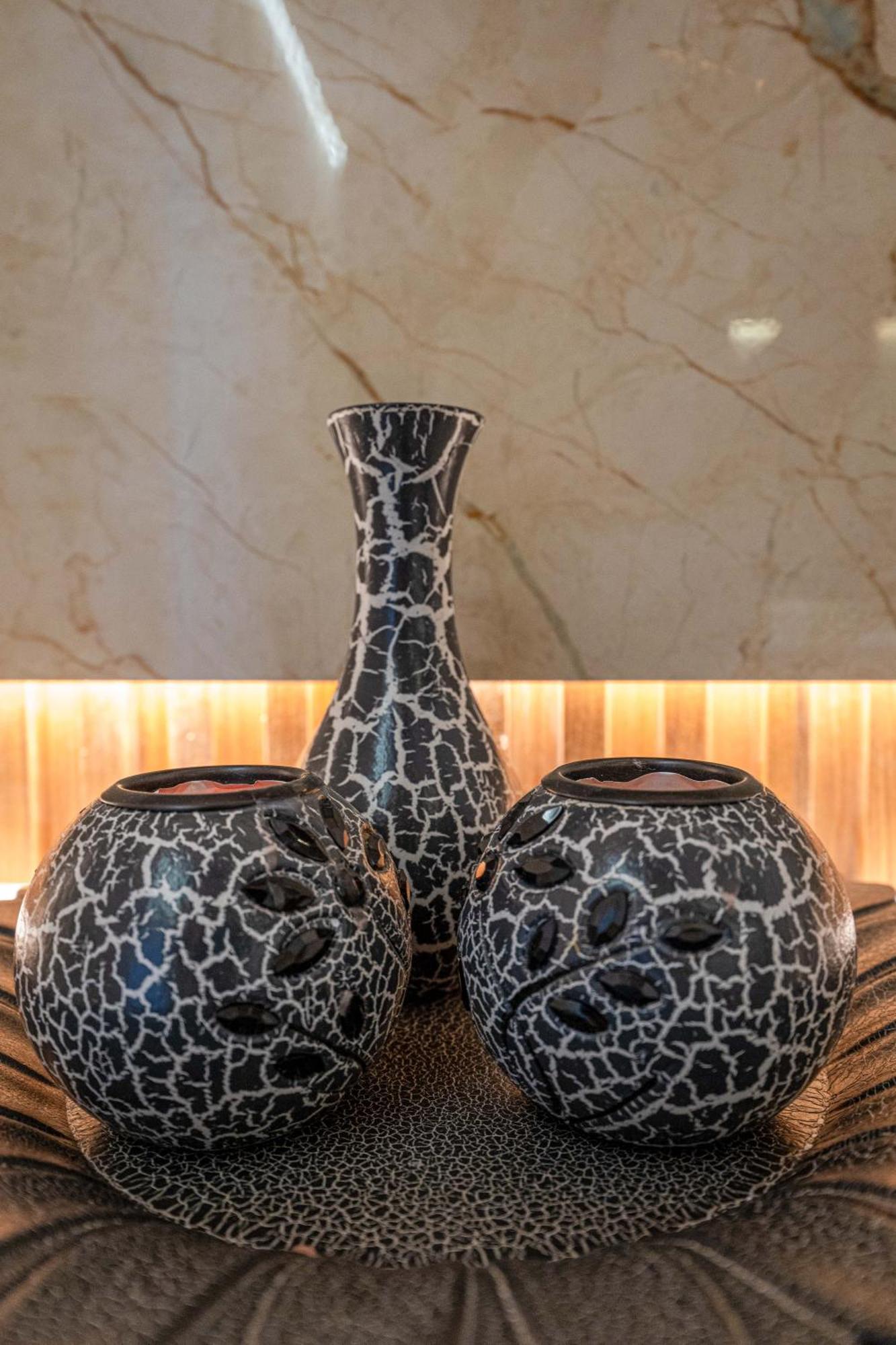 סרנדה Mato Luxury Apartments מראה חיצוני תמונה