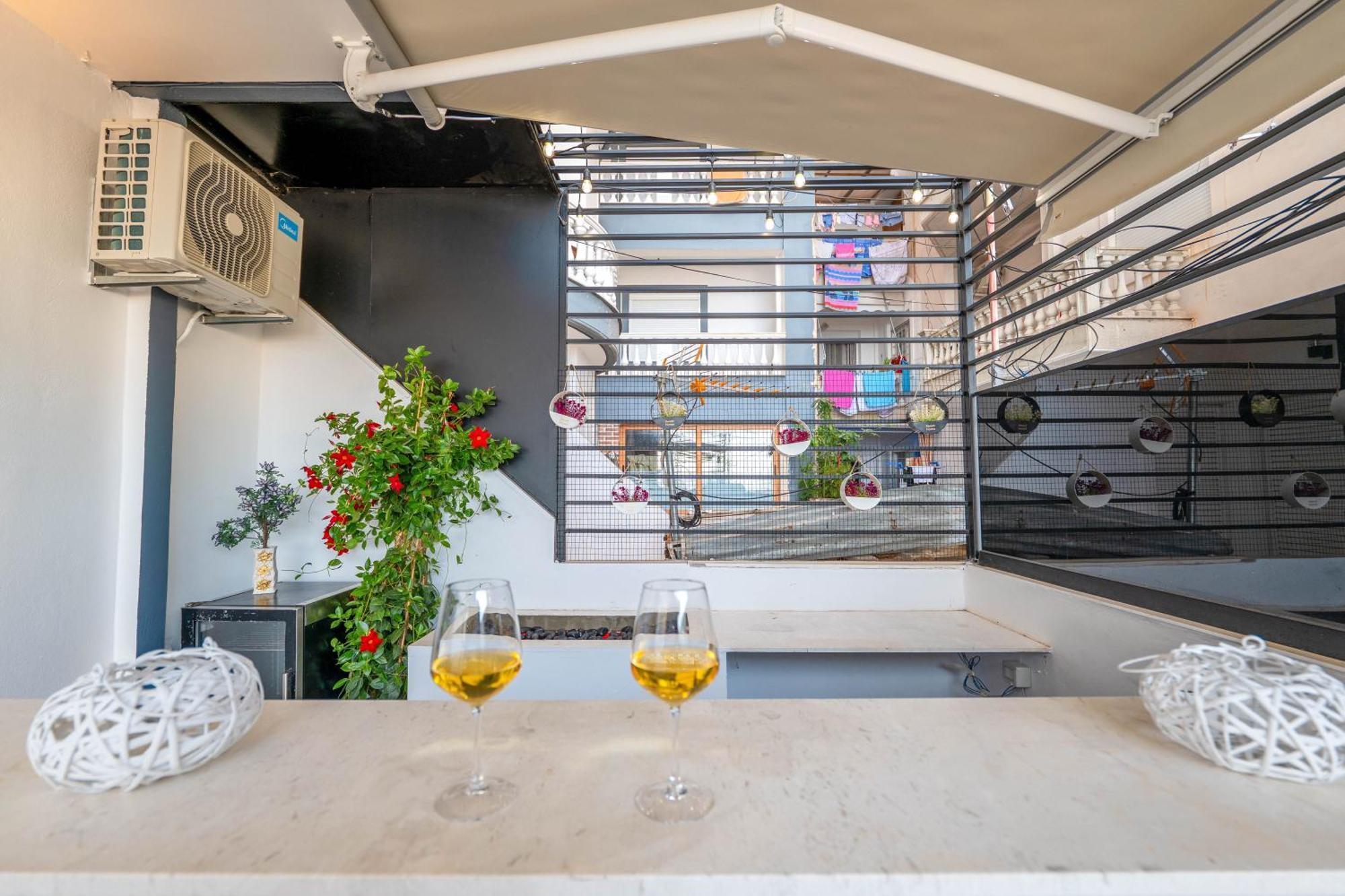 סרנדה Mato Luxury Apartments מראה חיצוני תמונה